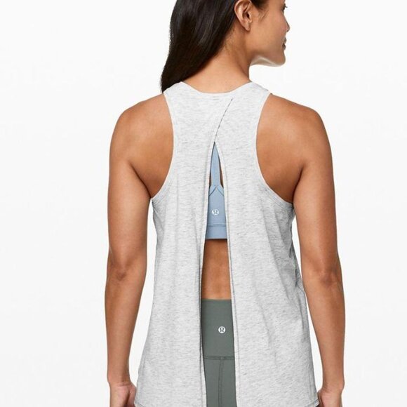 Lululemon Women's Gray Sleeveless Athletic Tank Top - Picture 2 of 12